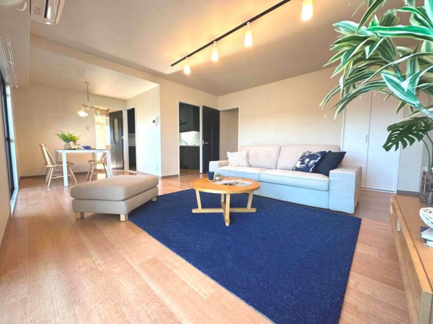 居室 ラジュニ－ル春日丘