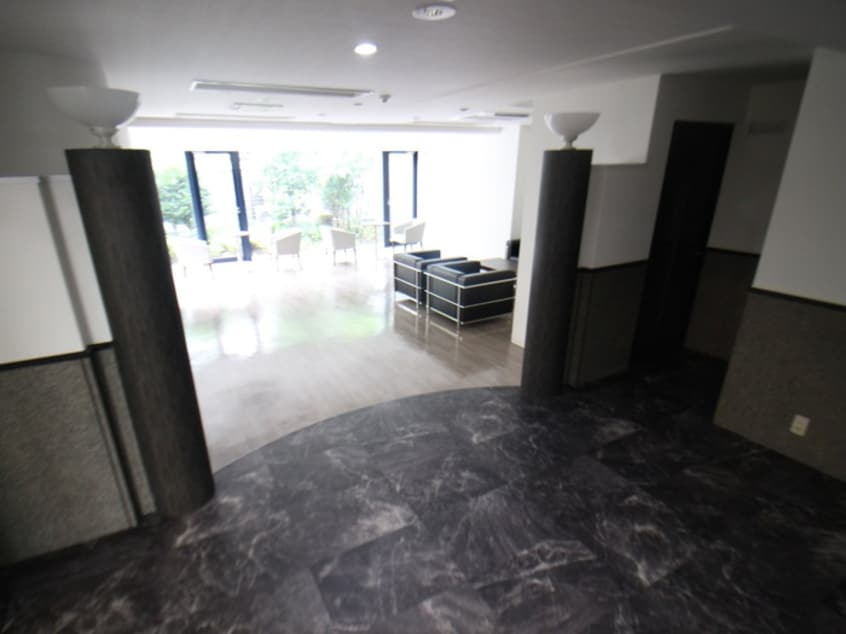 エントランス部分 メゾンドール吹田（506）