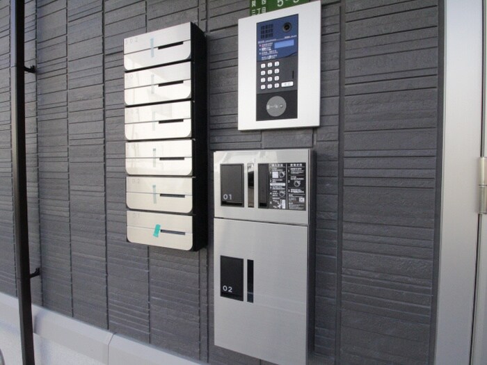 エントランス部分 アイボヌール