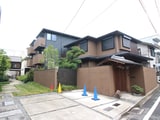 ガーデン鴨川御所東