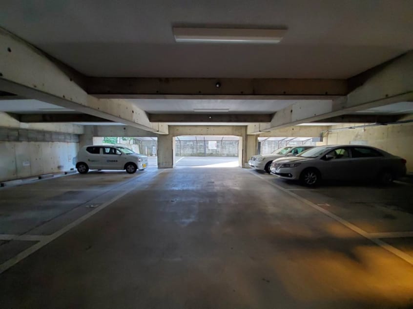 駐車場 リビエ－ル桃山