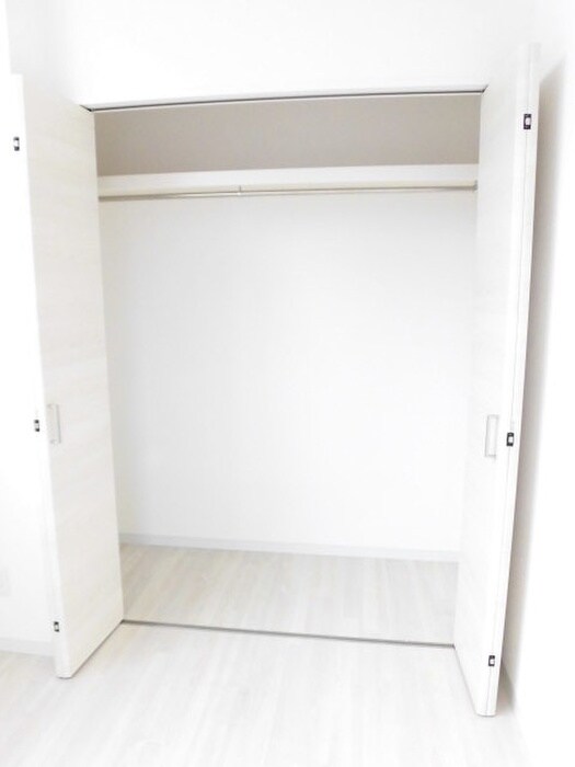 収納 ルミエール清水谷