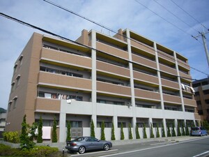 Ｕｌｔｉ磐船駅前