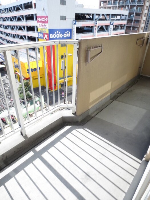 ベランダ・バルコニー 泰平ビル