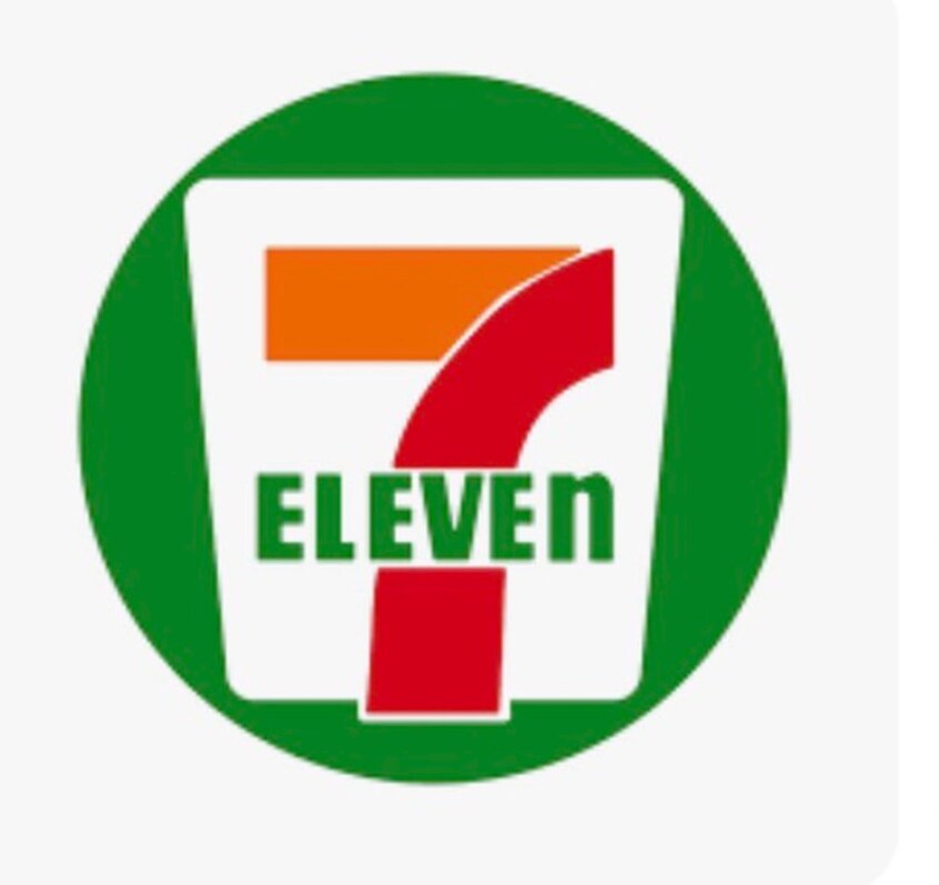 セブン-イレブン 大阪瓜破３丁目店(コンビニ)まで300m コンフォート瓜破Ⅱ