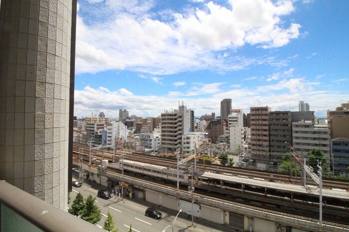 室内からの展望 ﾄﾞﾐｰﾙ春日野道N