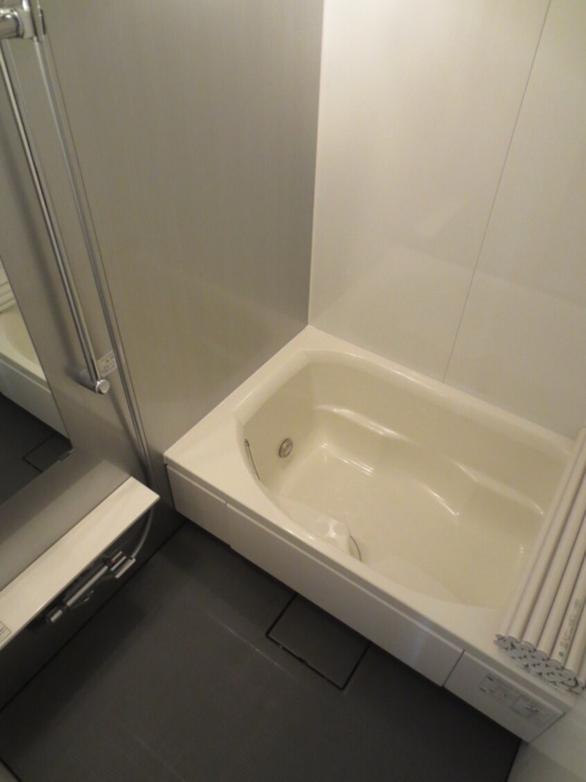 バス／シャワールーム等 COCO MARINI