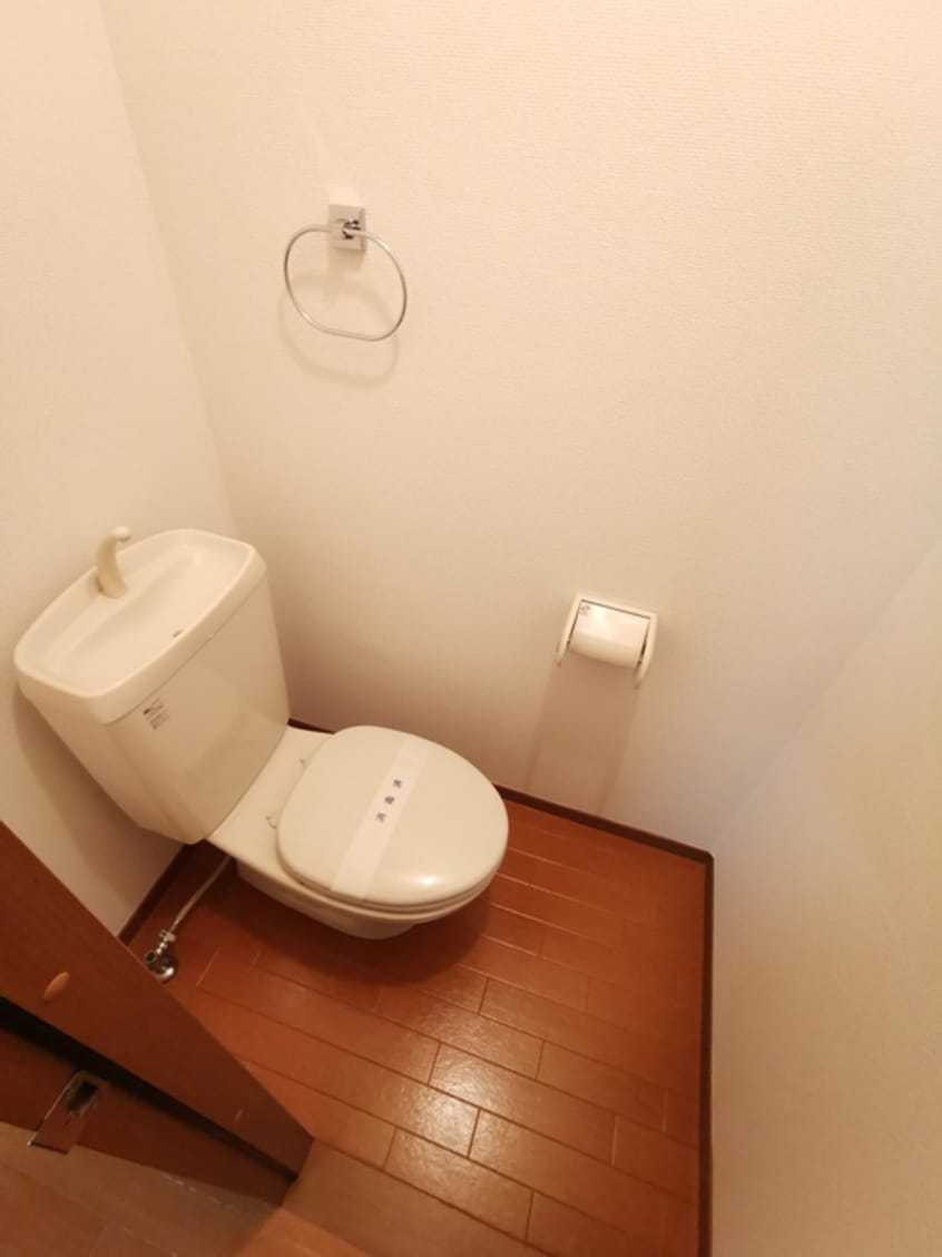 トイレ カ－サフォンテ　Ａ棟