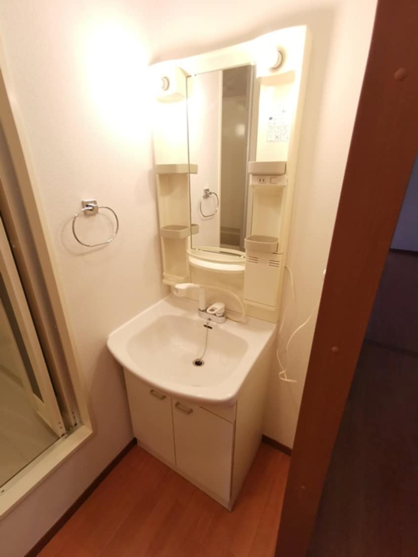 洗面 カ－サフォンテ　Ａ棟