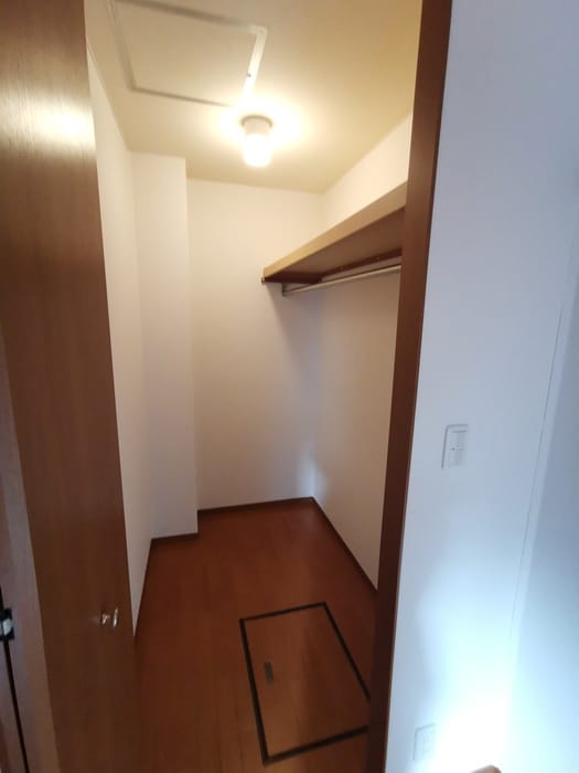 収納 カ－サフォンテ　Ａ棟