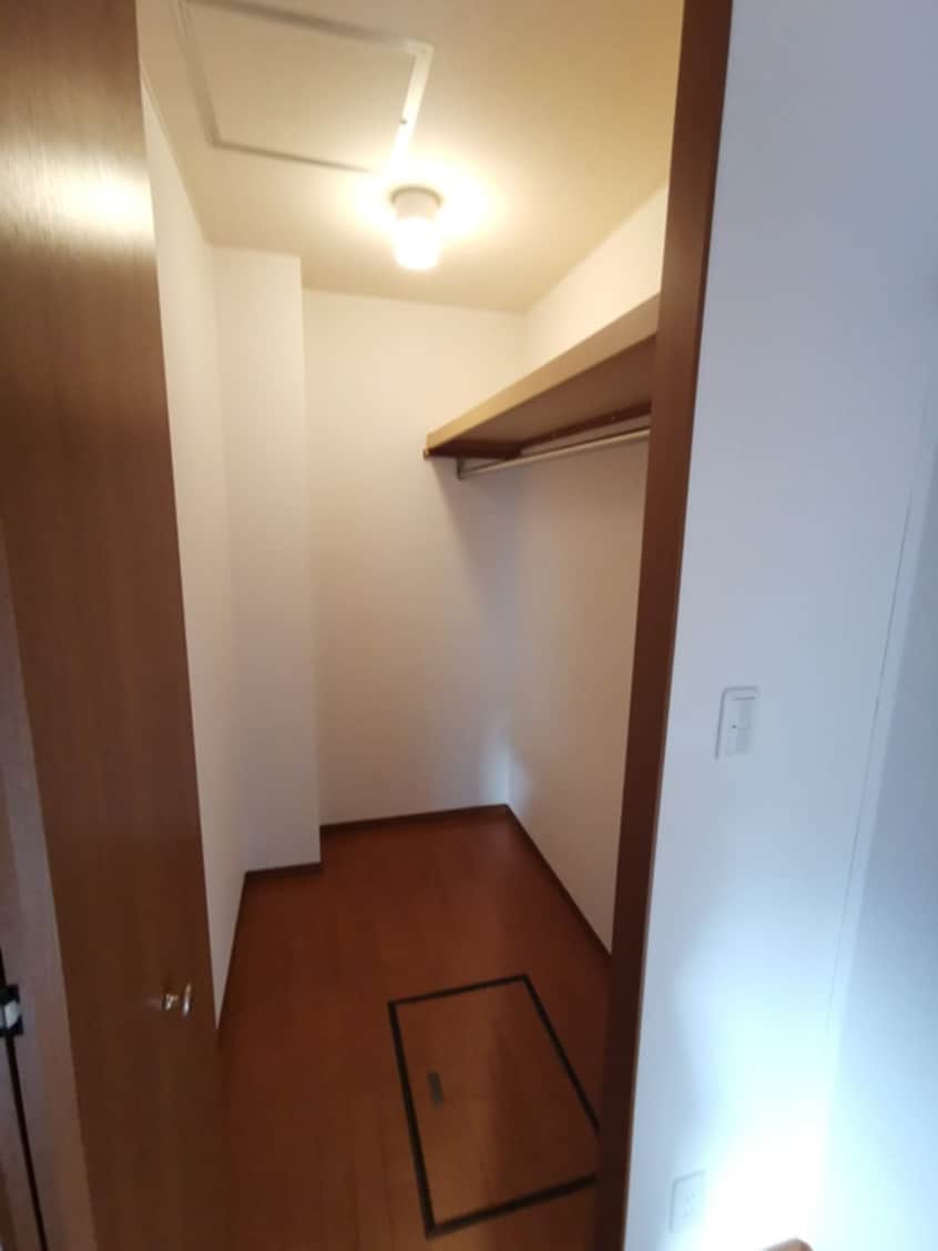 収納 カ－サフォンテ　Ａ棟