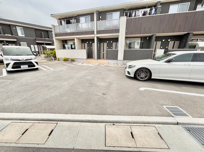 駐車場 ルワンジュ草尾Ⅲ