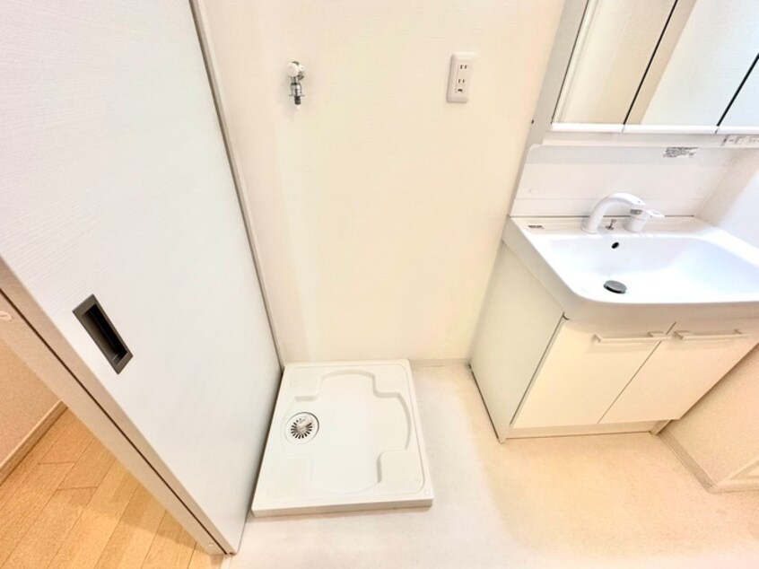 洗濯機置場 ヴェルドワイエ芦屋(101)