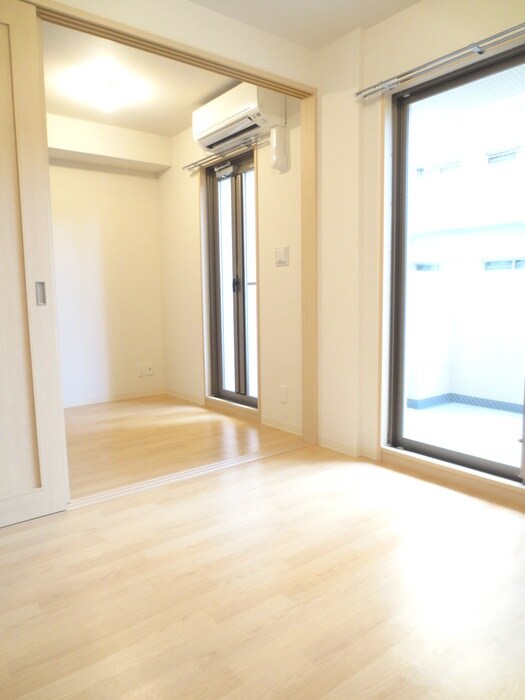 居室 シャラロステ