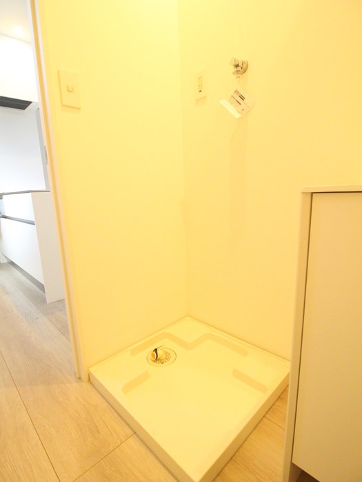 洗濯機置場 ブランモネ