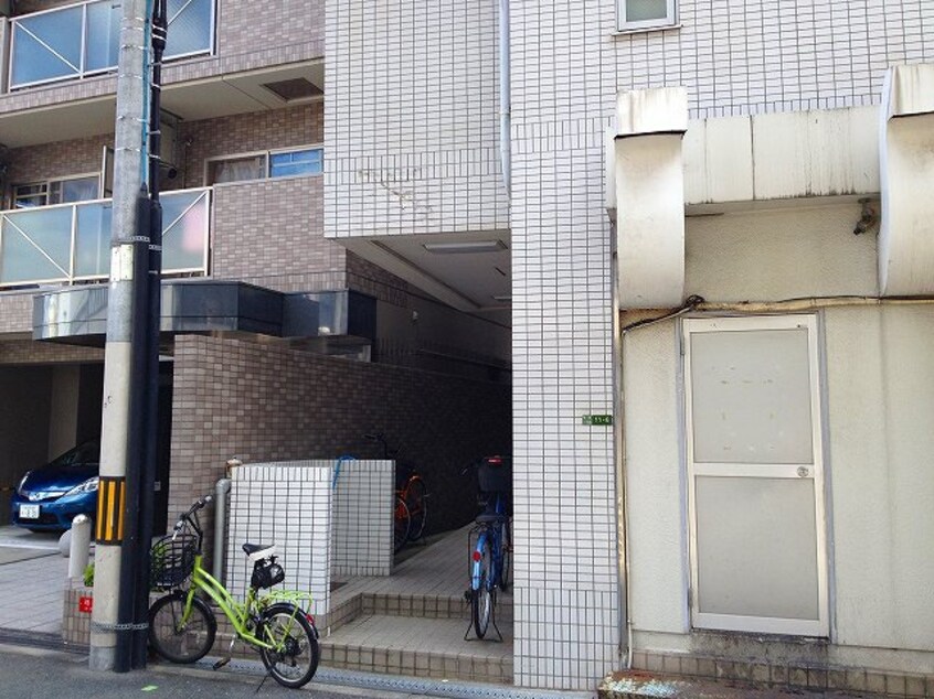 エントランス部分 エクレーヌ橋本