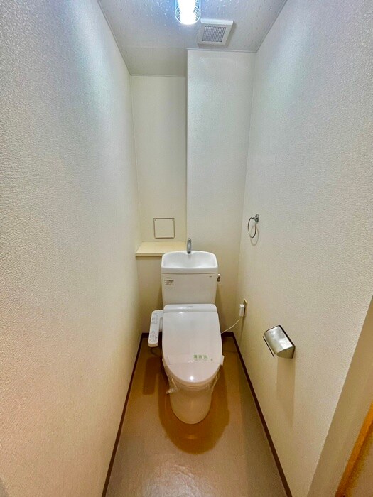 トイレ ヒュース泉佐野（805）