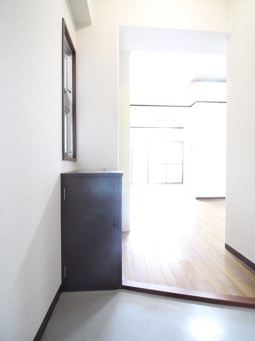 玄関 ネイティヴ京橋