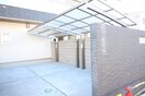 駐輪場 メゾンドゥプラザ