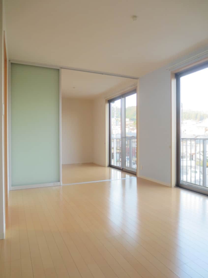 居室 ブリリアン鳴滝