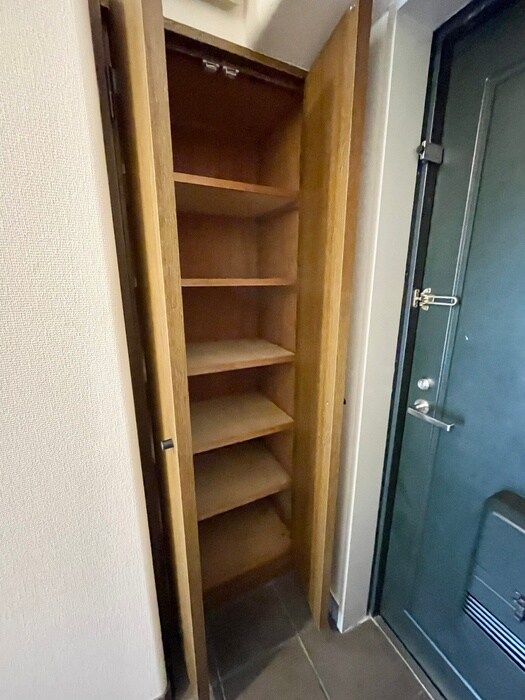 靴箱 サンプラザ本山南