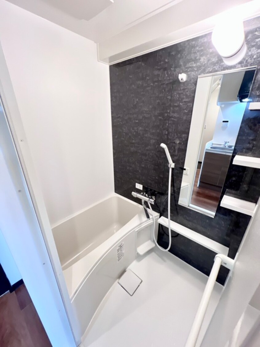 バス／シャワールーム等 フレイヴァレジデンス尼崎Ⅲ