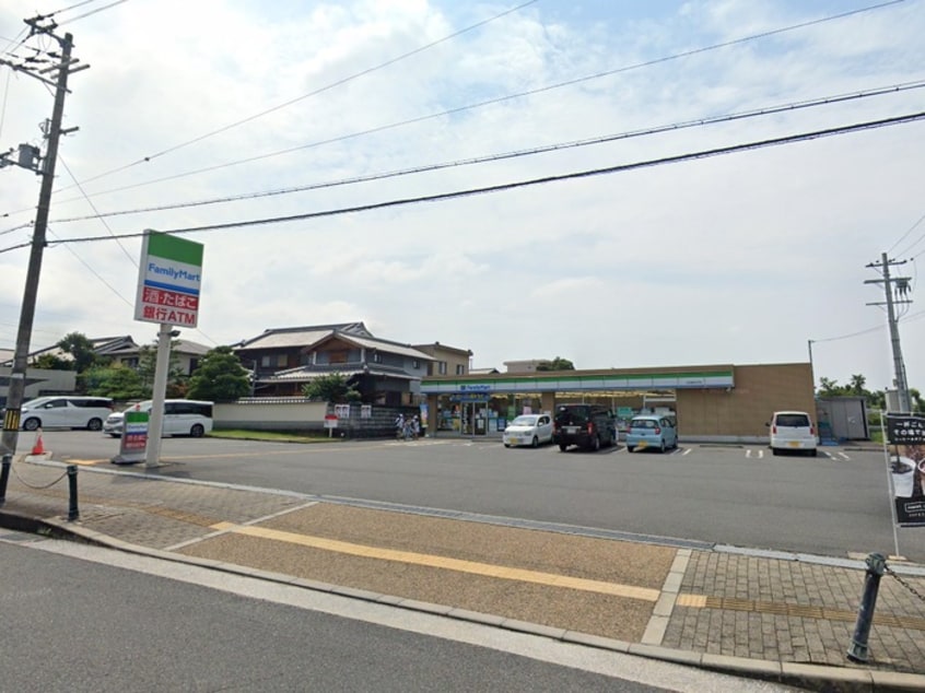 ファミリーマート(コンビニ)まで1100m スコルピオ清和