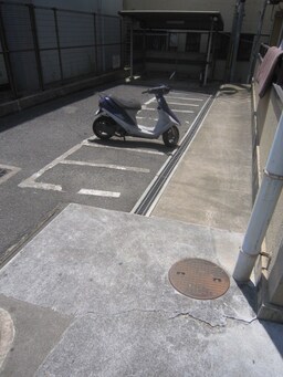 バイク置き場