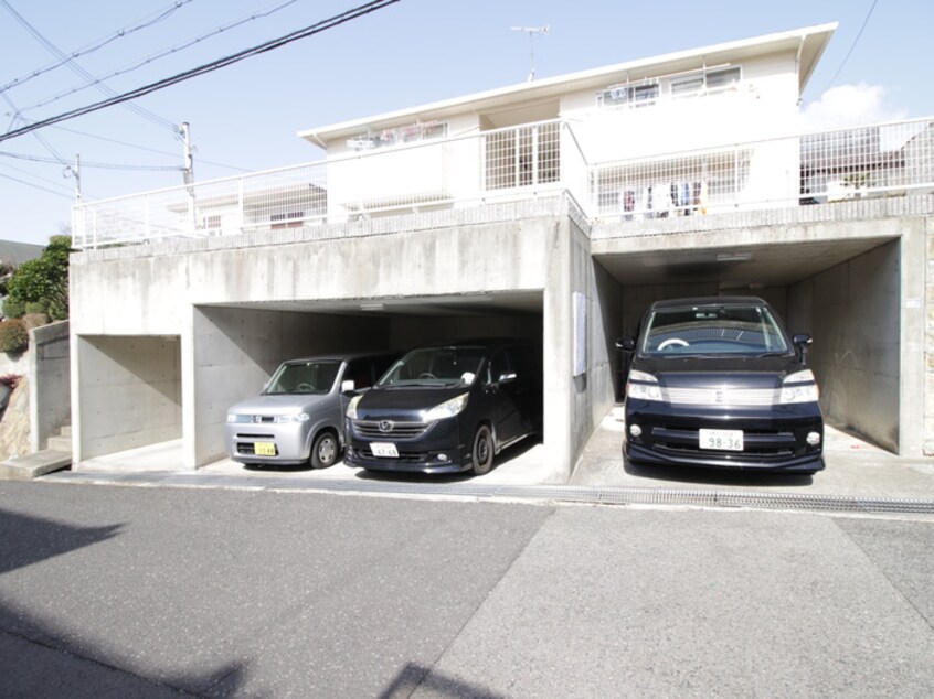 駐車場 ファミール青山台