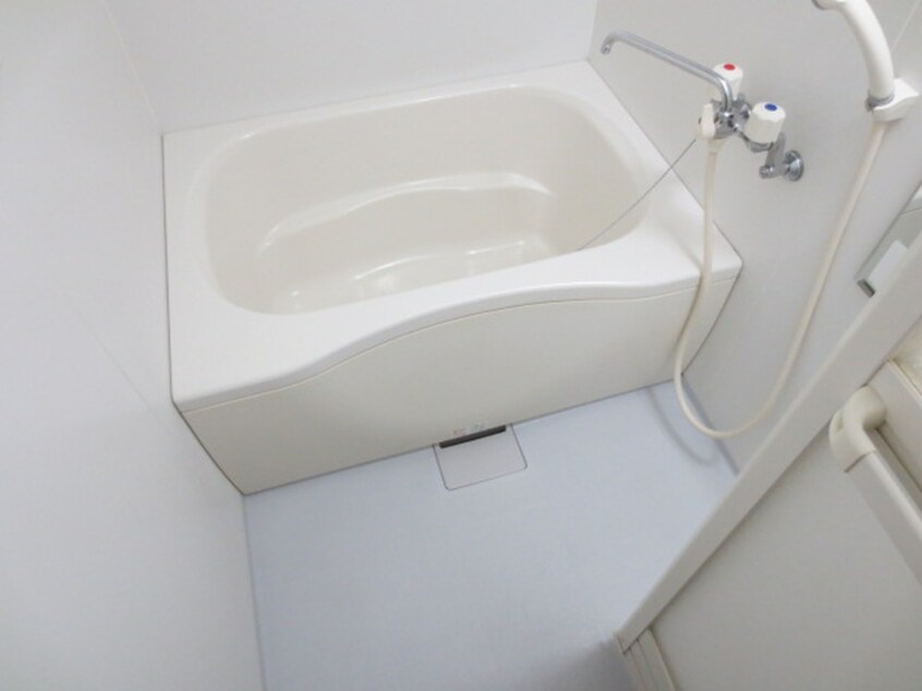 バス／シャワールーム等 ガルニエ