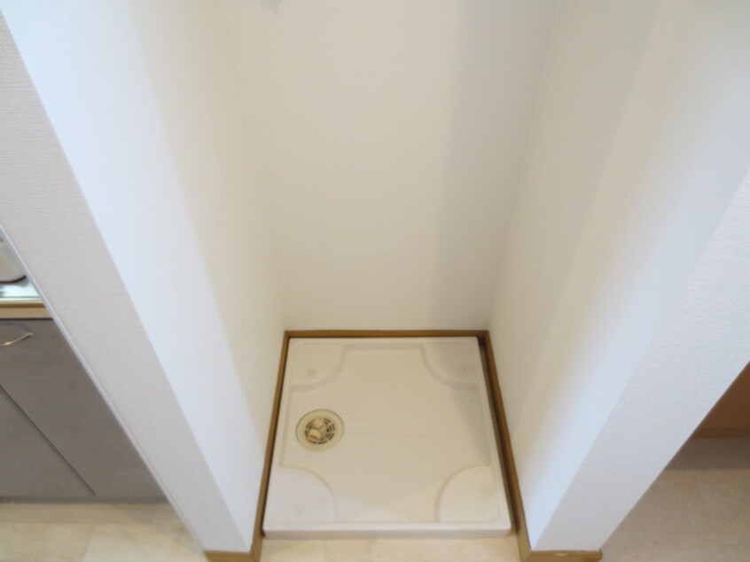 洗濯機置場 ガルニエ