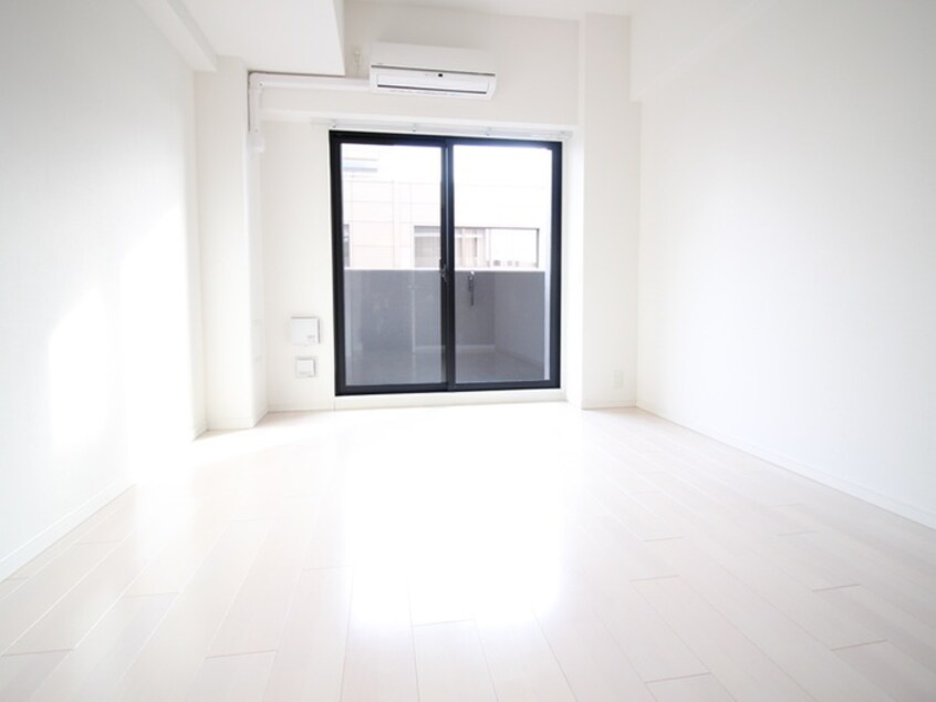 居室 ｻﾑﾃｨ大阪GRAND　EAST(606)