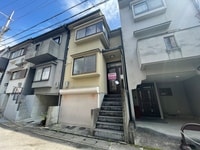 太秦乾町31-17貸家