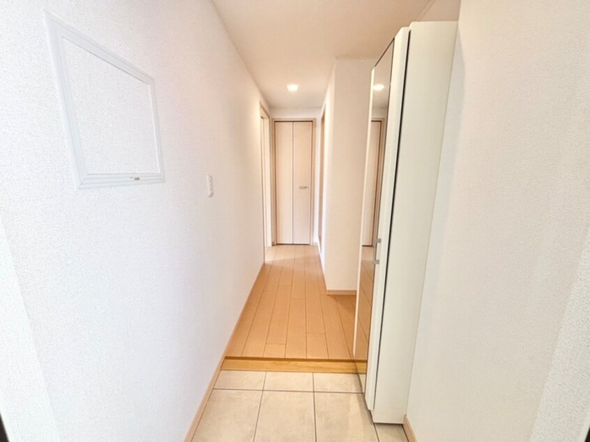 玄関 ユ－ヴェＳⅡ