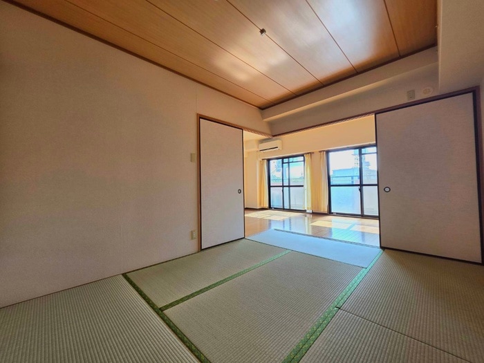 内観写真 パークロイヤルⅡ