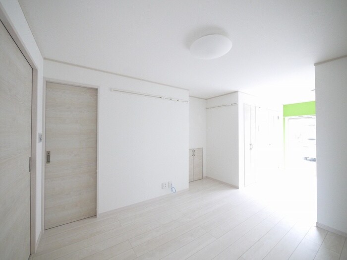 居室 ｲﾑﾇ・ｱ・ﾗﾑｰﾙ垂水