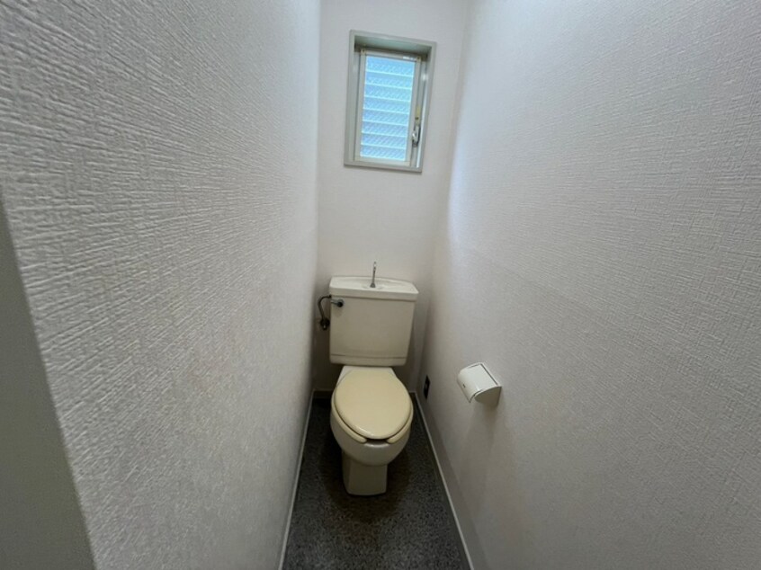 トイレ ＲＥＧＡＬ　ＨＯＵＳＥ阪急六甲