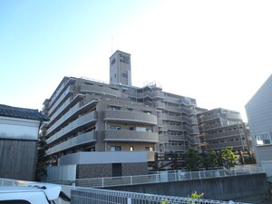 ﾗｲｵﾝｽﾞﾏﾝｼｮﾝ瓢箪山(405)