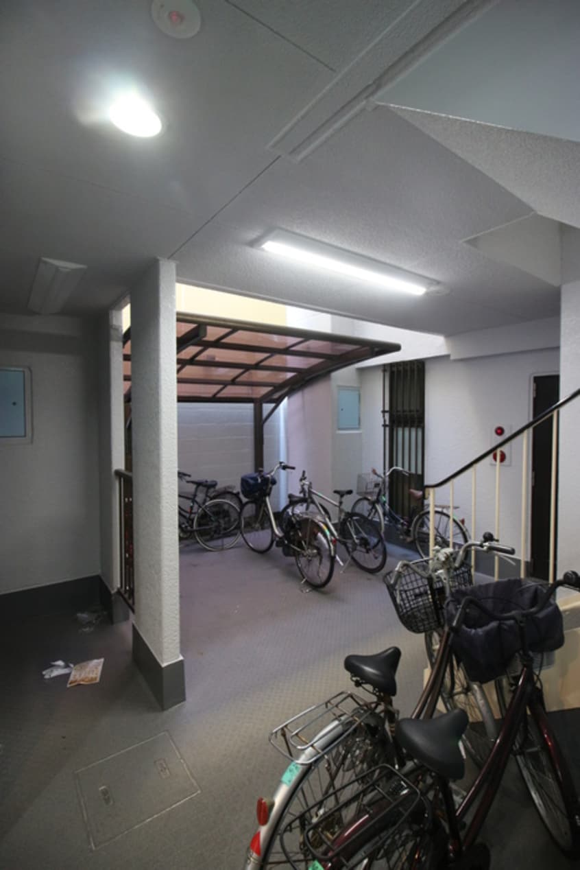 駐輪場 グランドハイツ銀翠