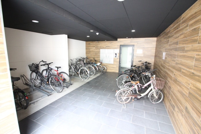 エントランス部分 Wins Court Hattori