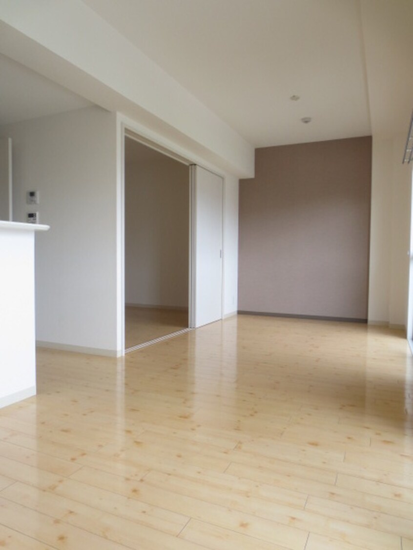 居室 サン　ヴィラ２４