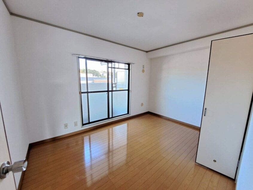 内観写真 リバ－サイド北別府