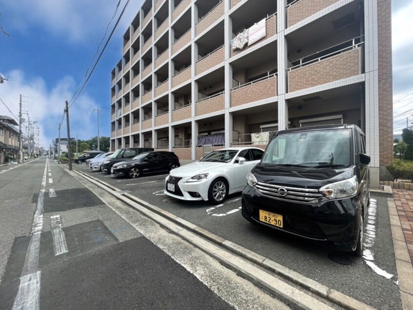 駐車場 サニ－キャンプ今池