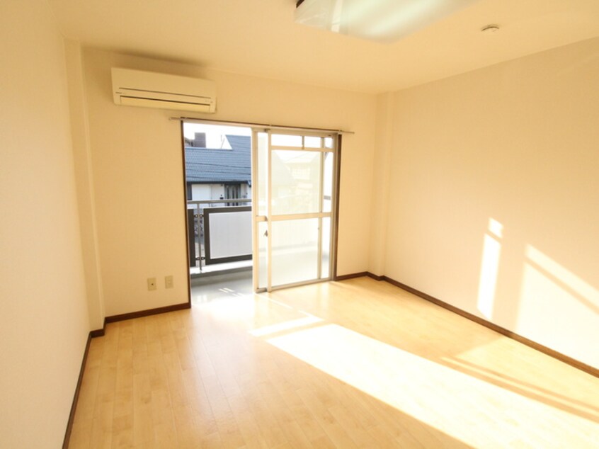 居室 シャルムハイツ小野原