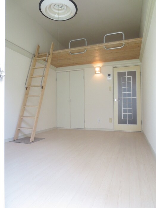 居室 ガ－デン泉が丘