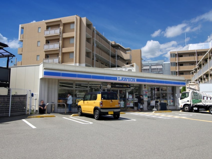 ローソン池田井口堂一丁目店(コンビニ)まで293m セゾンエスポワールⅡ