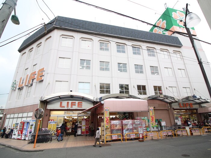 ライフ(スーパー)まで518m ドルチェ堺初芝