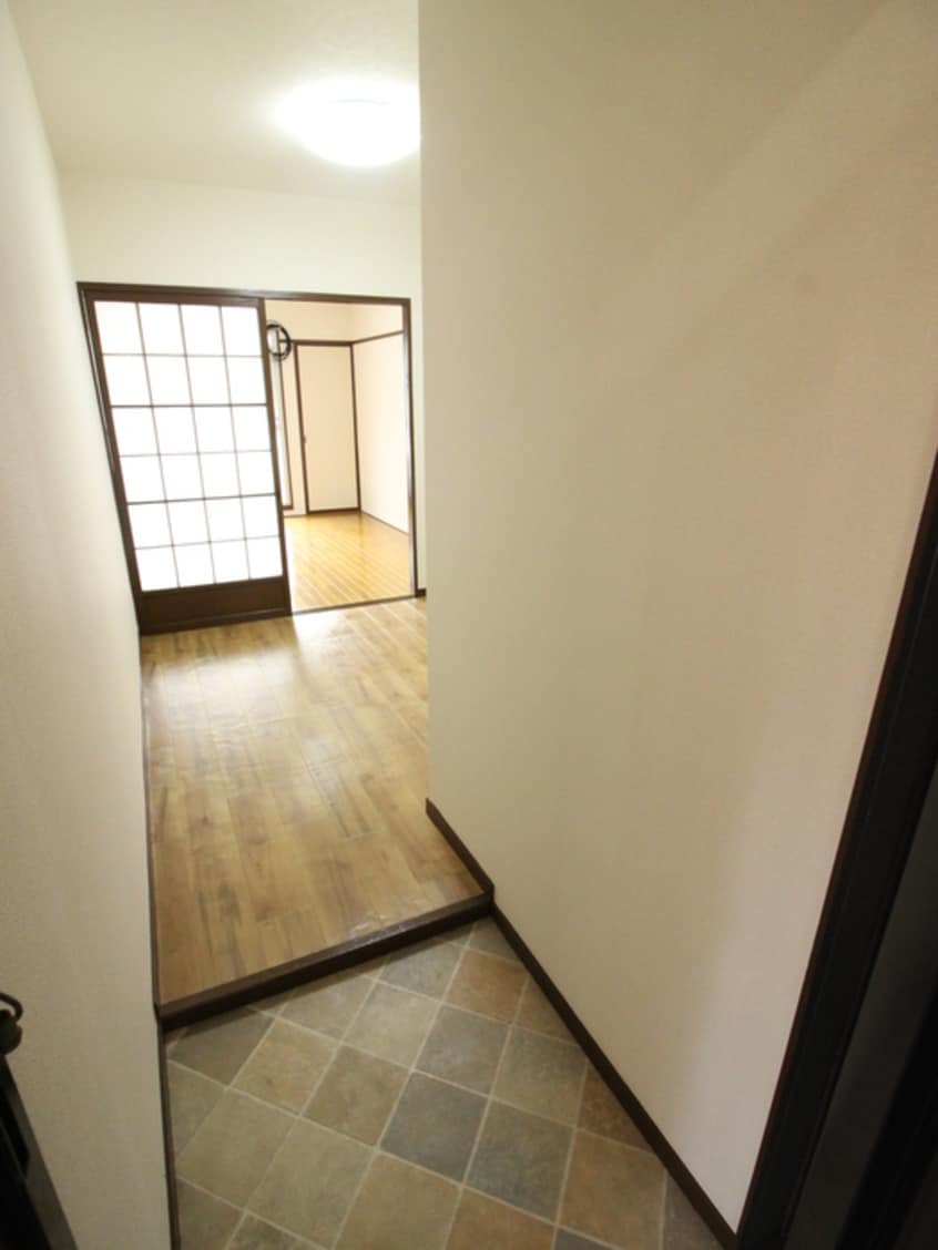 玄関 南森町ロイヤルハイツ