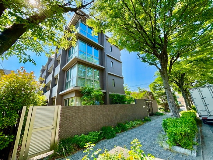 外観写真 Ａｍｉｓｔａｄ