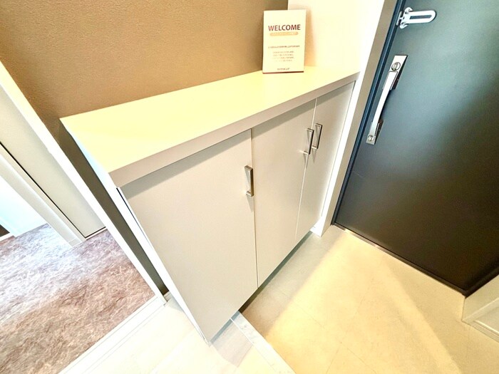 靴箱 Ａｍｉｓｔａｄ